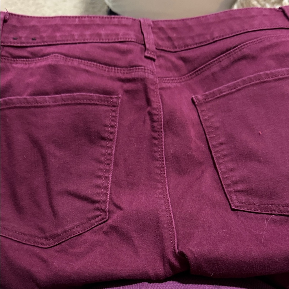 White House Black Market Burgundy Pants Skinny Ankle - Picture 4 of 5
